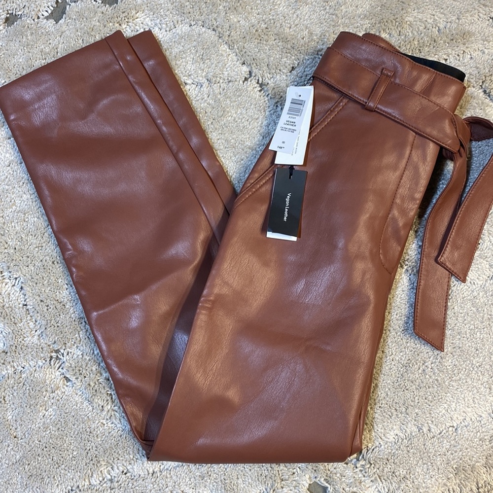 NWT Babaton - Vegan Leather Belted Pant